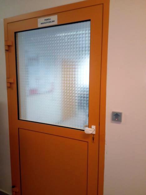 Wideodomofon szkolny - system identyfikacji wizualnej dla bezpieczeństwa